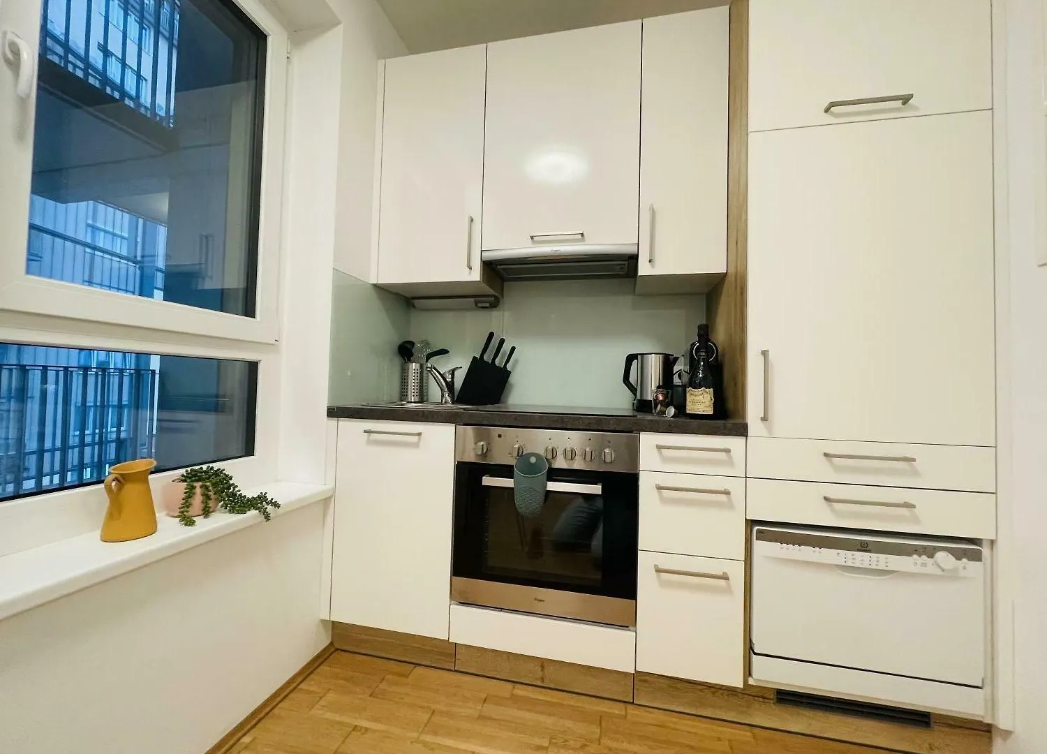 Apstay City Center I Free Parking I Self Check-In Graz Apartment